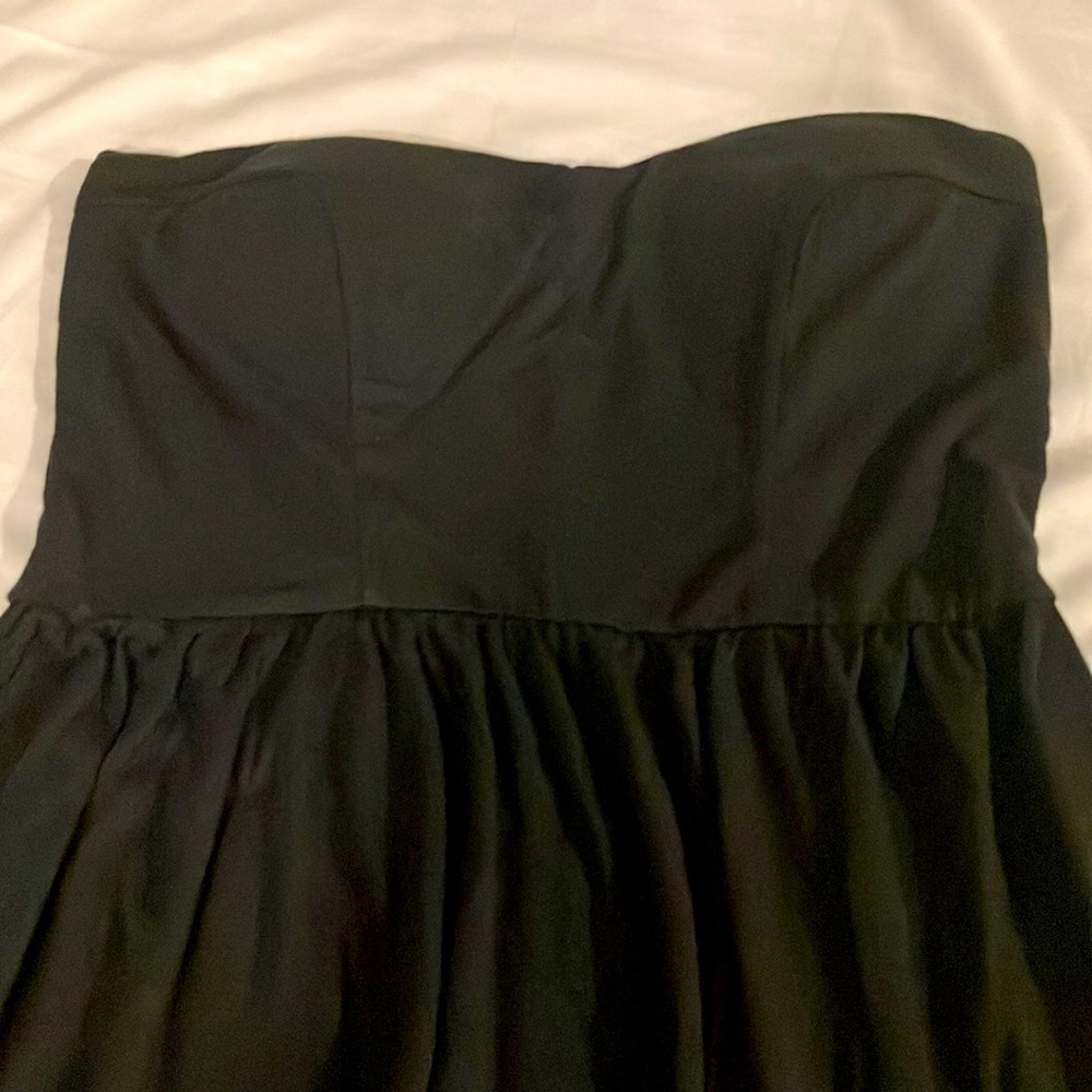 SPLASH BLACK STRAPLESS DRESS - Picture 2 of 6